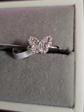 New $250 retail sterling silver .75ctw butterfly ring